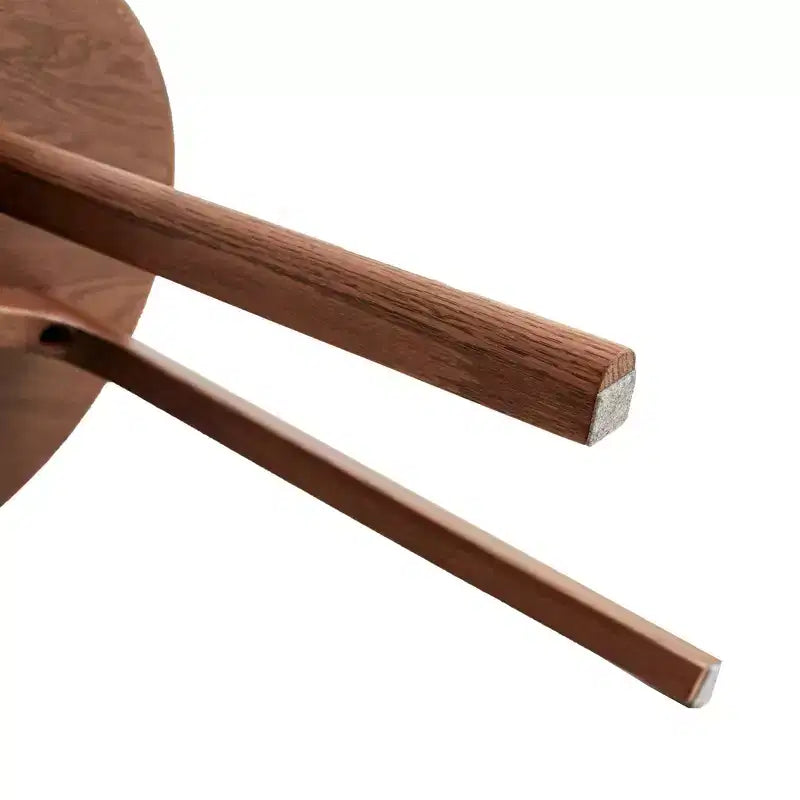 Wooden Round Side Table with Three-Legged Structure and Non-Slip Pads, End Table for Living Room