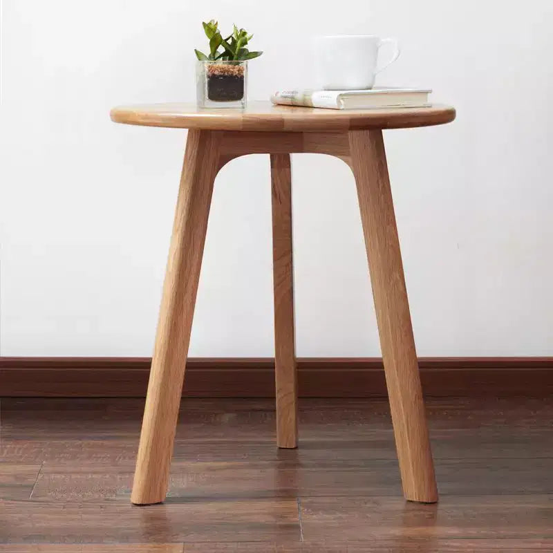 Wooden Round Side Table with Three-Legged Structure and Non-Slip Pads, End Table for Living Room